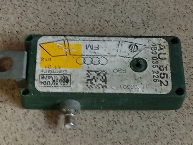 bontott AUDI A6 C5 Antenna Erősítő