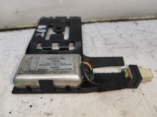 bontott AUDI A6 C5 Antenna Erősítő