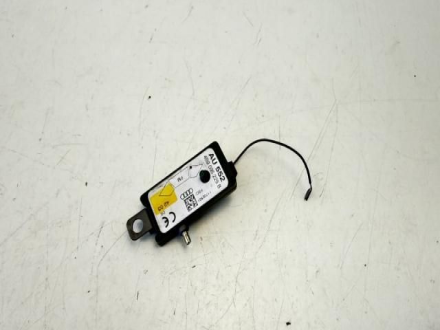 bontott AUDI A6 C5 Antenna Erősítő