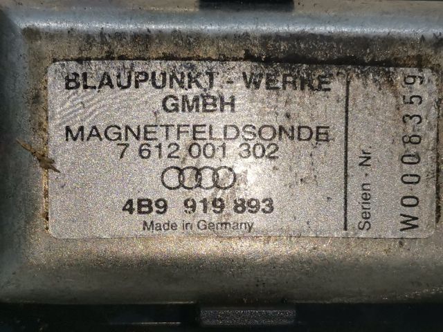 bontott AUDI A6 C5 Antenna Erősítő