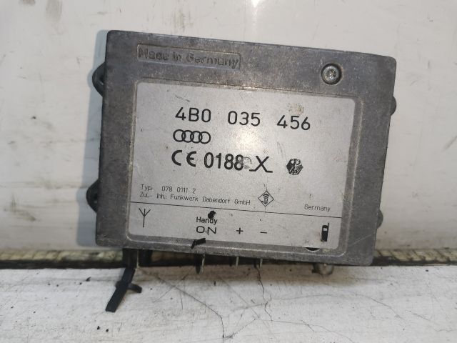 bontott AUDI A6 C5 Antenna Erősítő