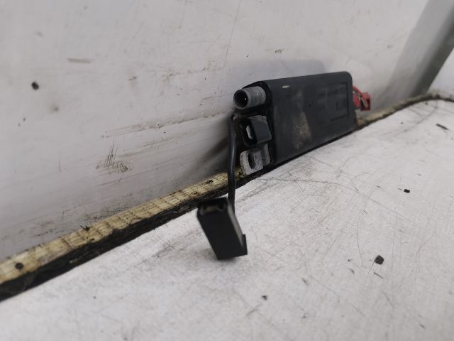 bontott AUDI A6 C5 Antenna Erősítő