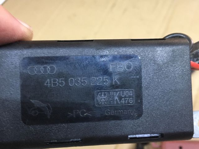 bontott AUDI A6 C5 Antenna Erősítő