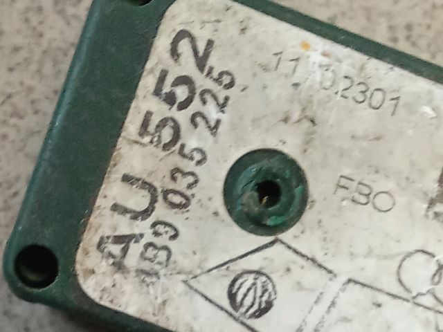 bontott AUDI A6 C5 Antenna Erősítő