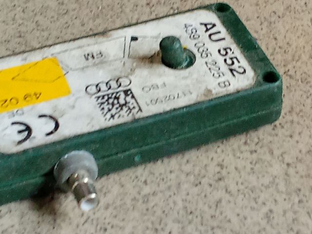 bontott AUDI A6 C5 Antenna Erősítő
