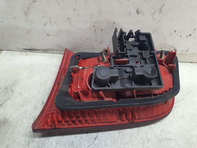 bontott AUDI A6 C5 Bal Belső Hátsó Lámpa