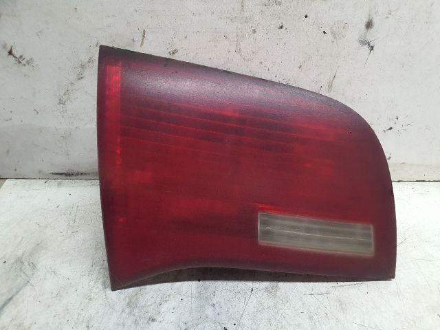 bontott AUDI A6 C5 Bal Belső Hátsó Lámpa