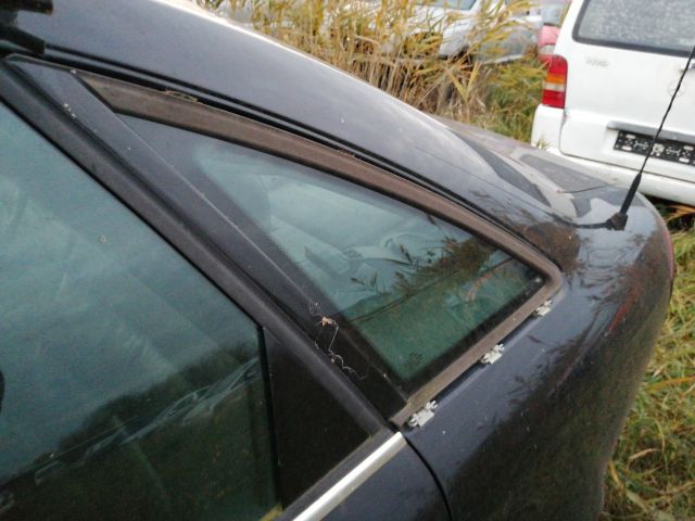 bontott AUDI A6 C5 Bal C Oszlop Oldalablak Üveg