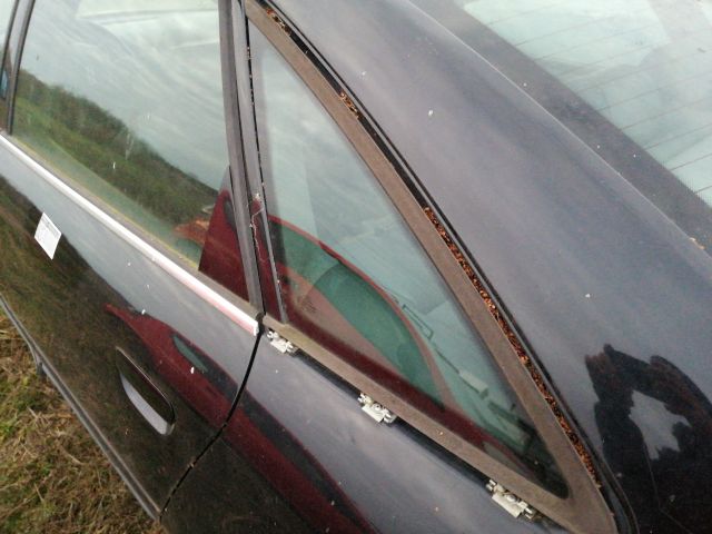 bontott AUDI A6 C5 Bal C Oszlop Oldalablak Üveg