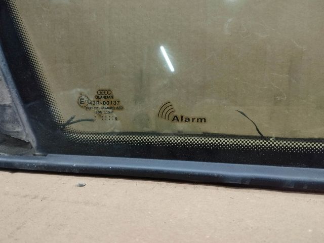 bontott AUDI A6 C5 Bal C Oszlop Oldalablak Üveg