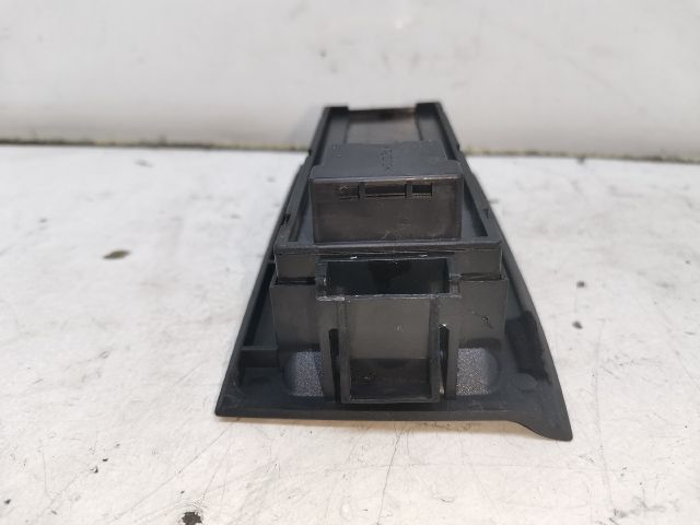 bontott AUDI A6 C5 Bal első Ablakemelő Kapcsoló