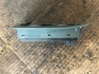 bontott AUDI A6 C5 Bal első Ablakemelő Kapcsoló