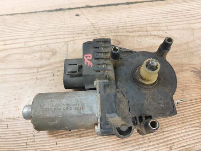 bontott AUDI A6 C5 Bal első Ablakemelő Motor