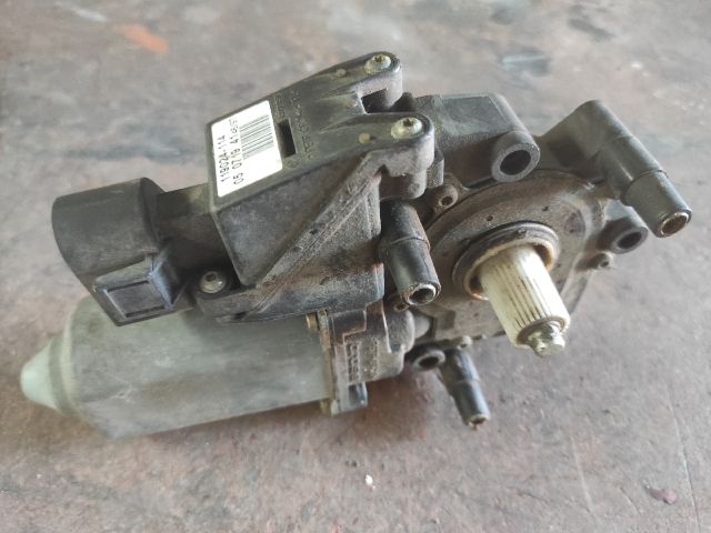 bontott AUDI A6 C5 Bal első Ablakemelő Motor