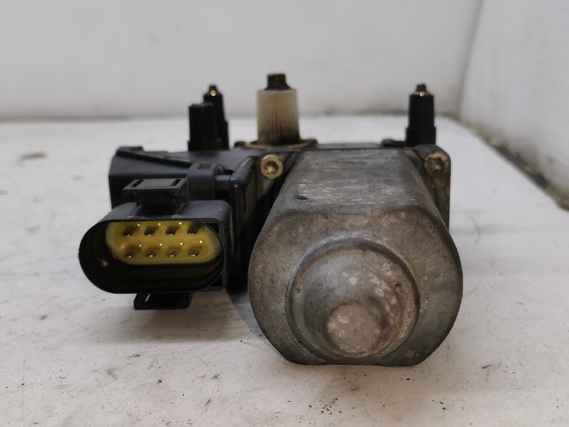 bontott AUDI A6 C5 Bal első Ablakemelő Motor