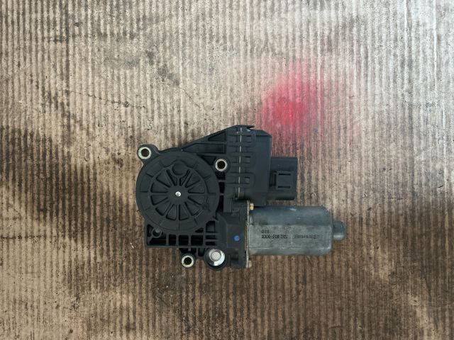 bontott AUDI A6 C5 Bal első Ablakemelő Motor