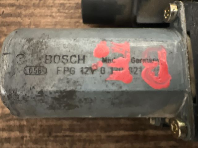 bontott AUDI A6 C5 Bal első Ablakemelő Motor