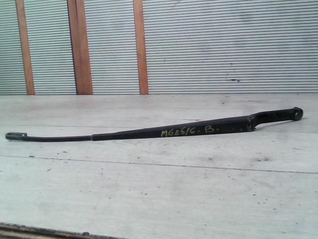 bontott AUDI A6 C5 Bal első Ablaktörlő Kar