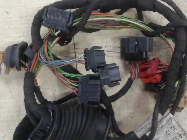 bontott AUDI A6 C5 Bal első Ajtó Kábelköteg