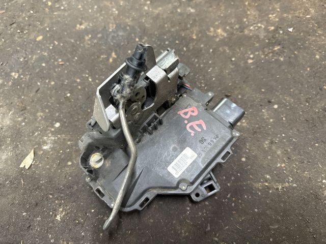 bontott AUDI A6 C5 Bal első Ajtózár