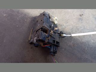 bontott AUDI A6 C5 Bal első Ajtózár