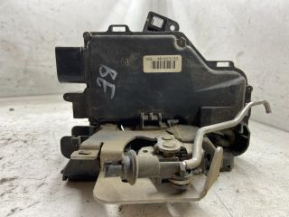 bontott AUDI A6 C5 Bal első Ajtózár