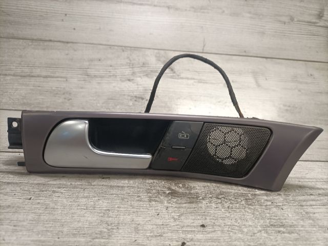 bontott AUDI A6 C5 Bal első Belső Kilincs