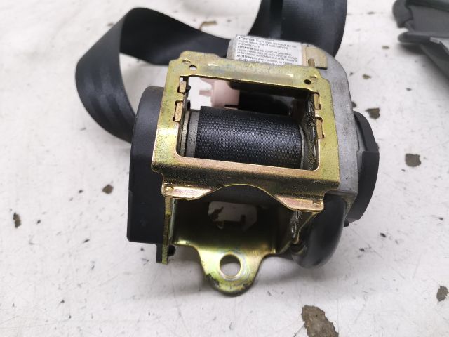 bontott AUDI A6 C5 Bal első Biztonsági Öv