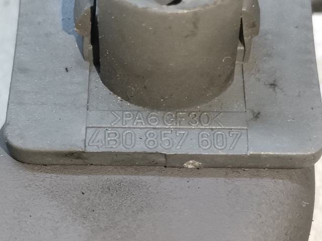 bontott AUDI A6 C5 Bal első Kapaszkodó (Felső)