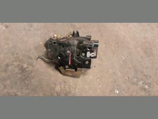 bontott AUDI A6 C5 Bal első Központizár Motor