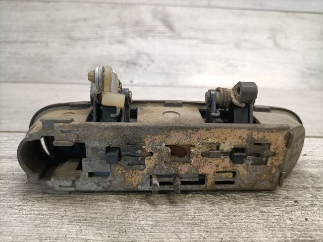 bontott AUDI A6 C5 Bal első Külső Kilincs