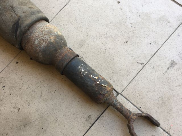 bontott AUDI A6 C5 Bal első Rugó