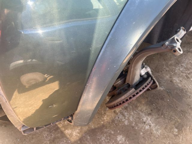 bontott AUDI A6 C5 Bal első Sárvédő Szélesítő