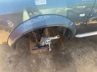 bontott AUDI A6 C5 Bal első Sárvédő Szélesítő