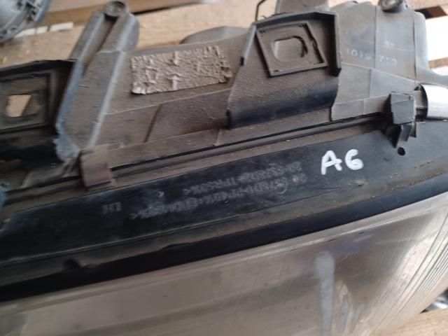 bontott AUDI A6 C5 Bal Fényszóró