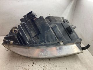 bontott AUDI A6 C5 Bal Fényszóró