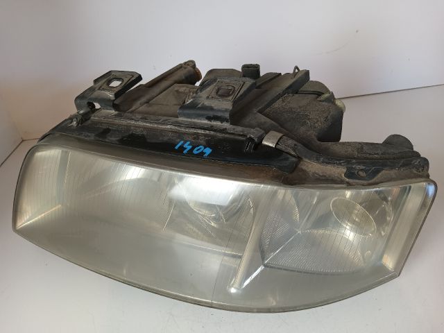 bontott AUDI A6 C5 Bal Fényszóró