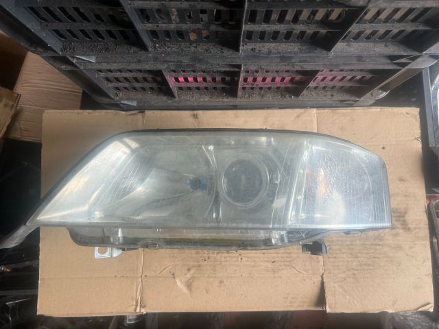 bontott AUDI A6 C5 Bal Fényszóró