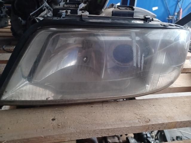 bontott AUDI A6 C5 Bal Fényszóró