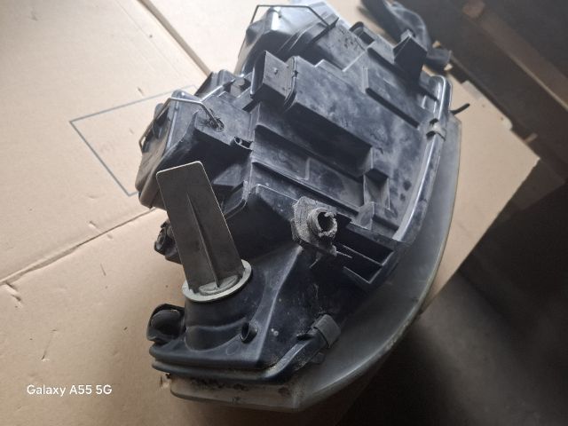 bontott AUDI A6 C5 Bal Fényszóró