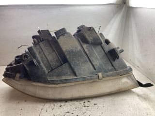 bontott AUDI A6 C5 Bal Fényszóró