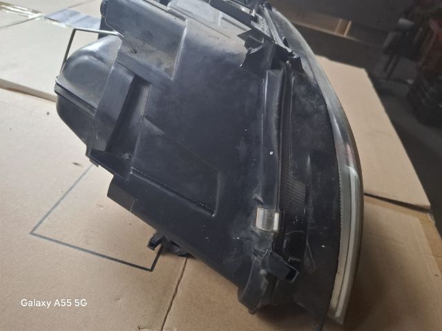 bontott AUDI A6 C5 Bal Fényszóró