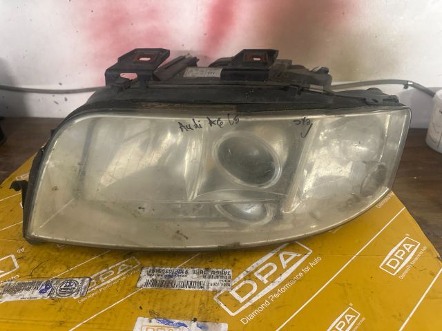 bontott AUDI A6 C5 Bal Fényszóró