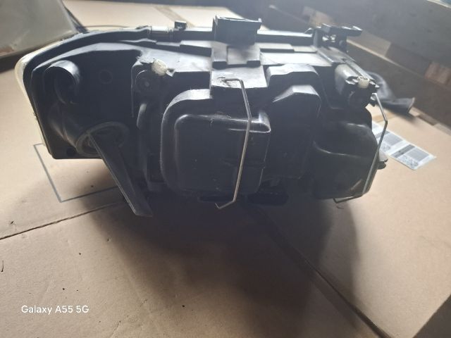 bontott AUDI A6 C5 Bal Fényszóró