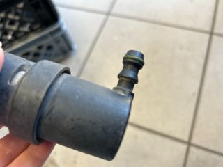 bontott AUDI A6 C5 Bal Fényszórómosó Fúvóka