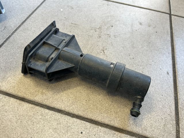 bontott AUDI A6 C5 Bal Fényszórómosó Fúvóka