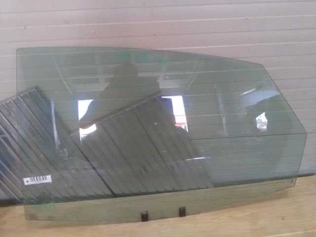 bontott AUDI A6 C5 Bal hátsó Ablak