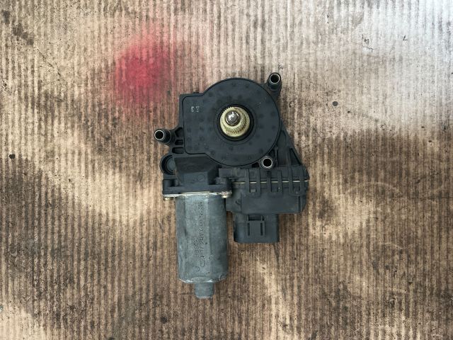 bontott AUDI A6 C5 Bal hátsó Ablakemelő Motor