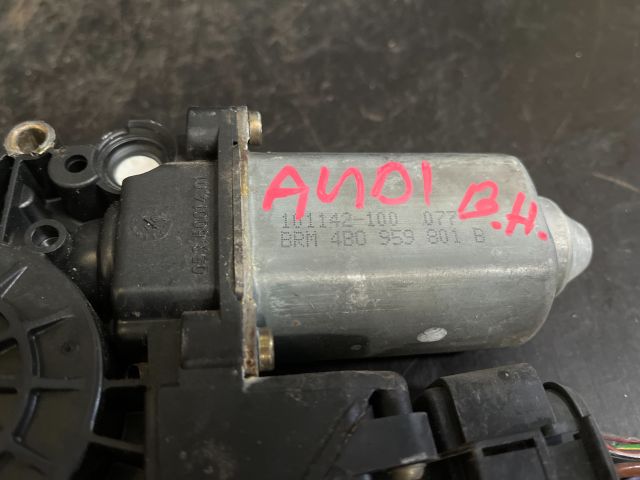 bontott AUDI A6 C5 Bal hátsó Ablakemelő Motor