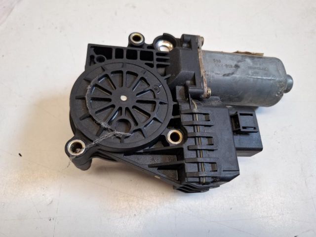 bontott AUDI A6 C5 Bal hátsó Ablakemelő Motor